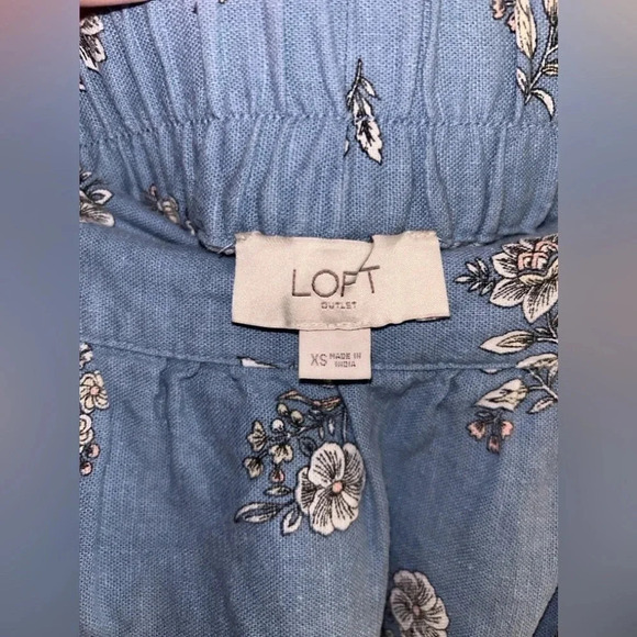 LOFT Outlet Skirt. Size extra small - Picture 2 of 3